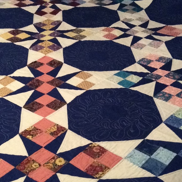 🆕 New Queen Homemade Quilt - Picture 6 of 8